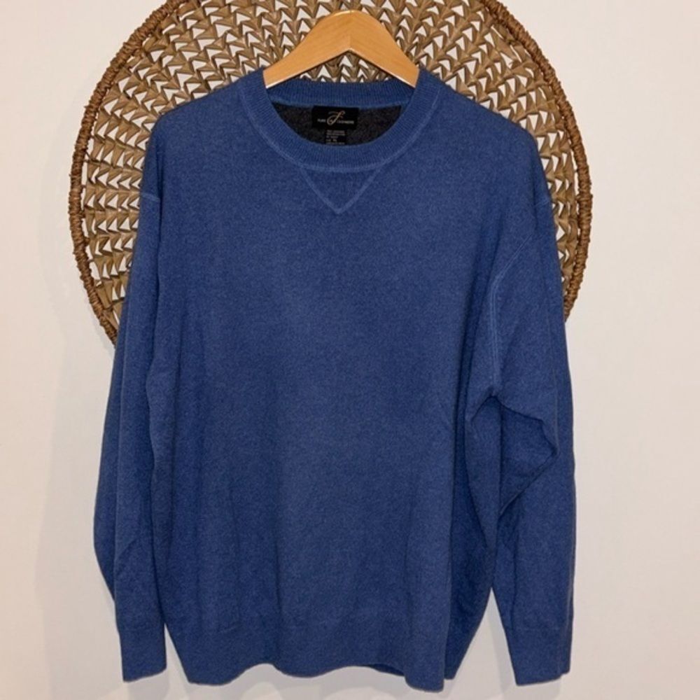 Pure 2-Ply cashmere blue crewneck sweater men’s size XLarge